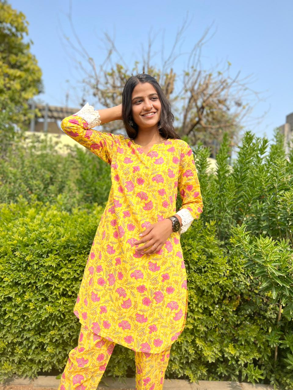 Women's Yellow Floral Printed Cotton Kurta Pant Set
