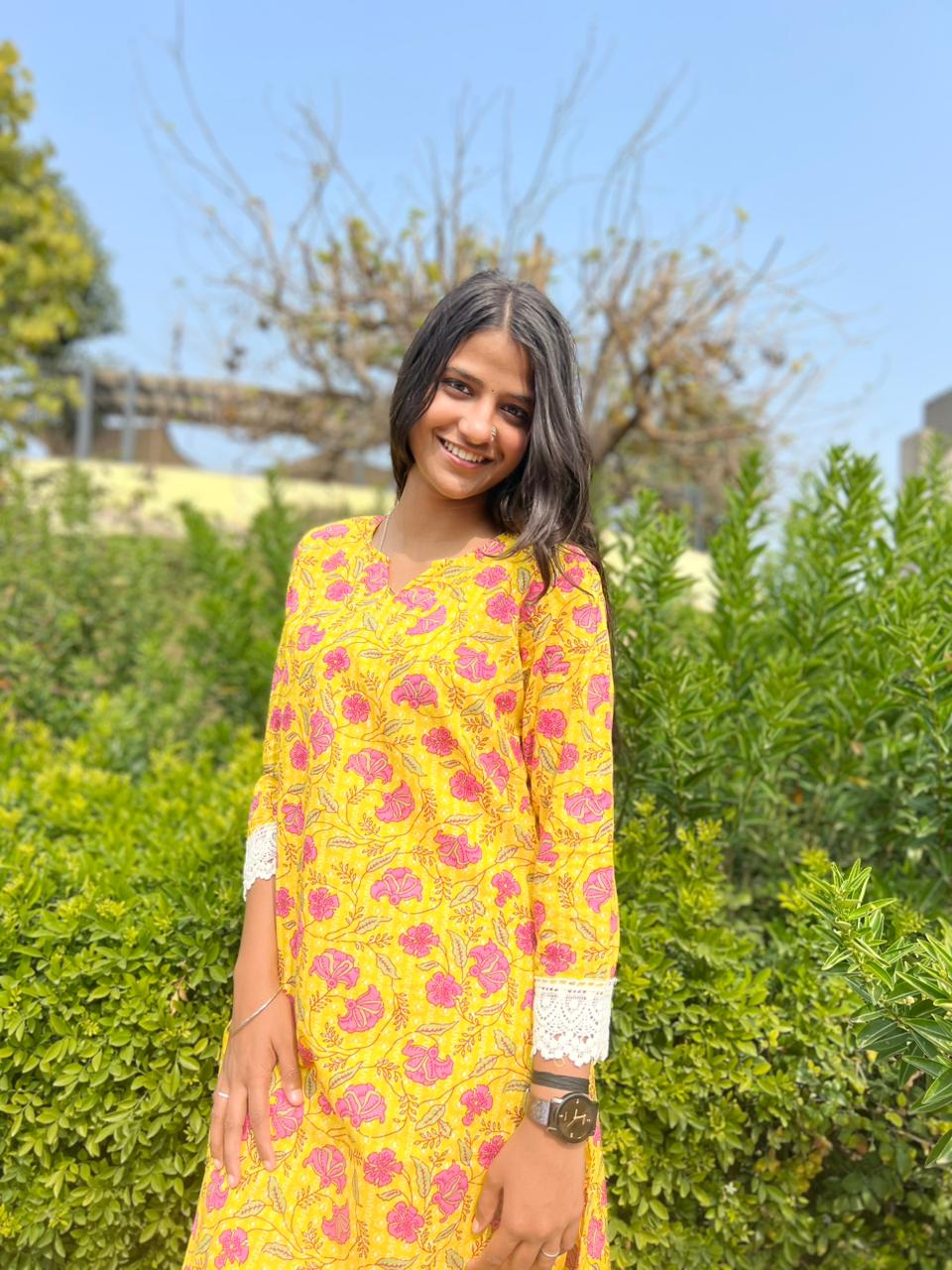 Women's Yellow Floral Printed Cotton Kurta Pant Set
