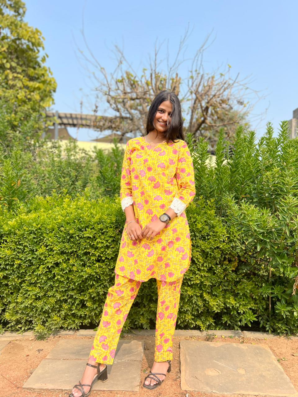 Women's Yellow Floral Printed Cotton Kurta Pant Set