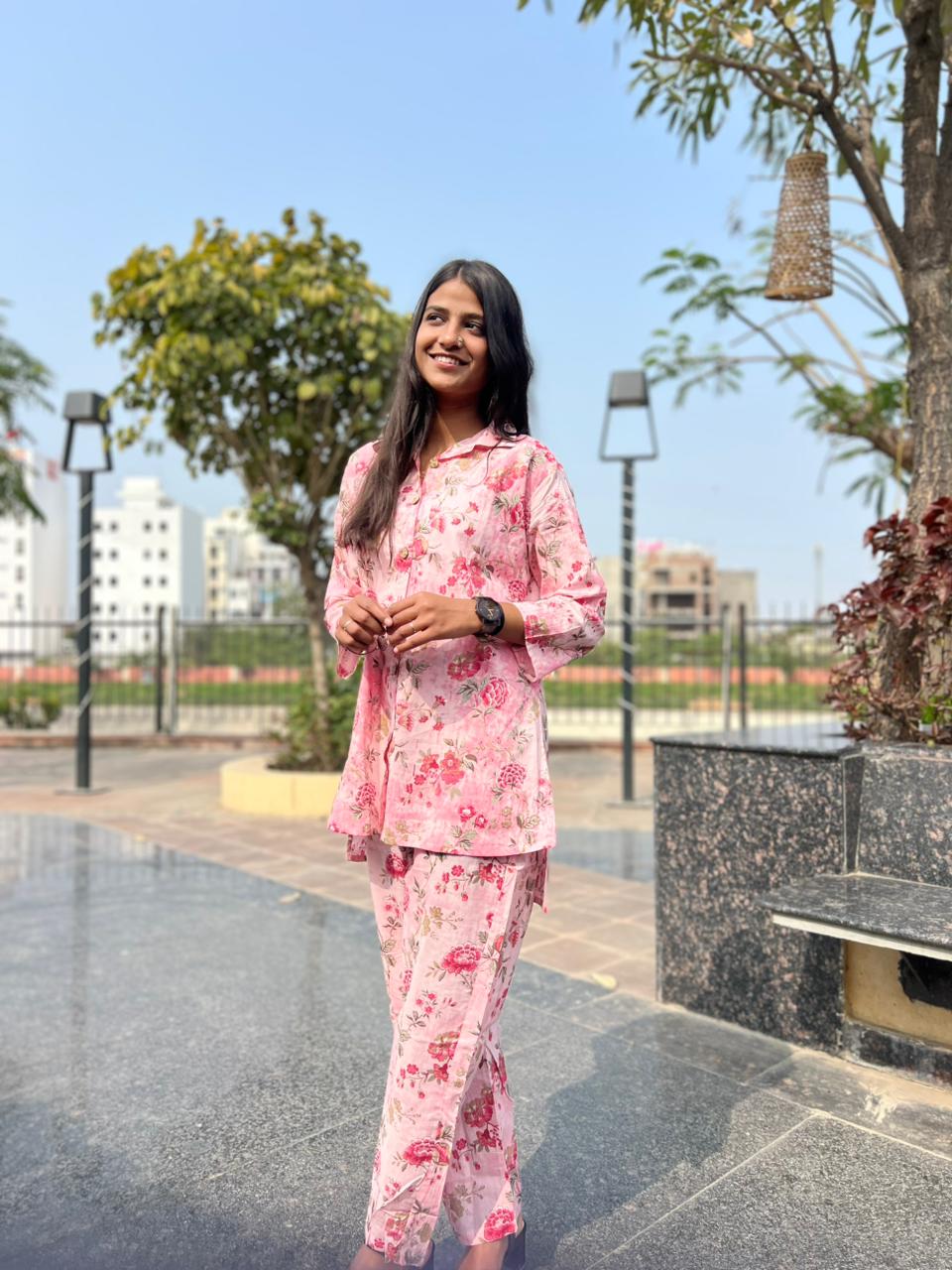 Women's Pink Floral Printed Cotton Nightwear