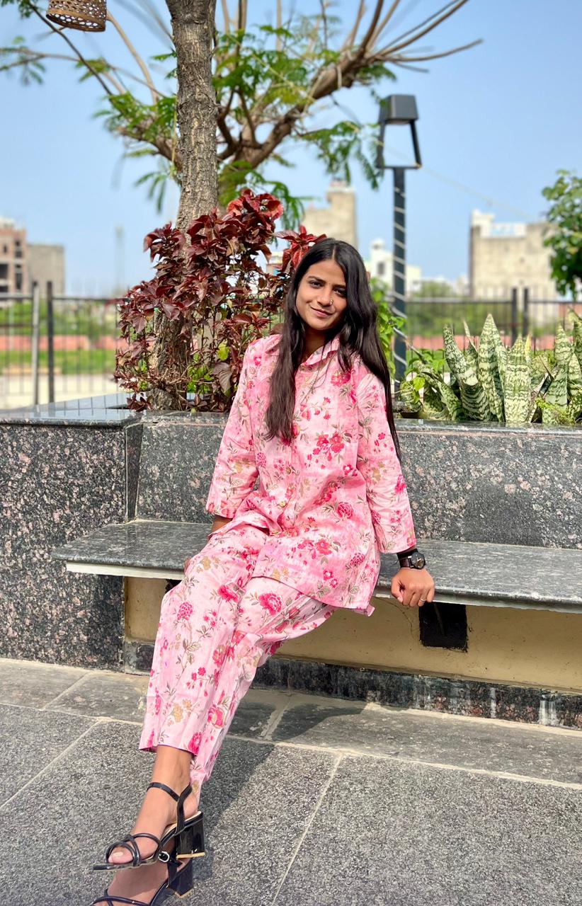 Women's Pink Floral Printed Cotton Nightwear