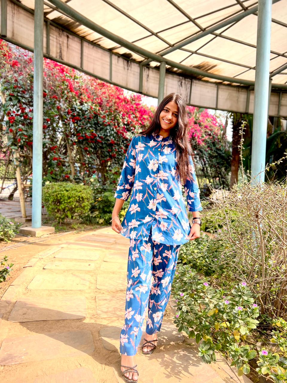 Blue Floral Printed Women’s Cotton Kurta & Pant Set