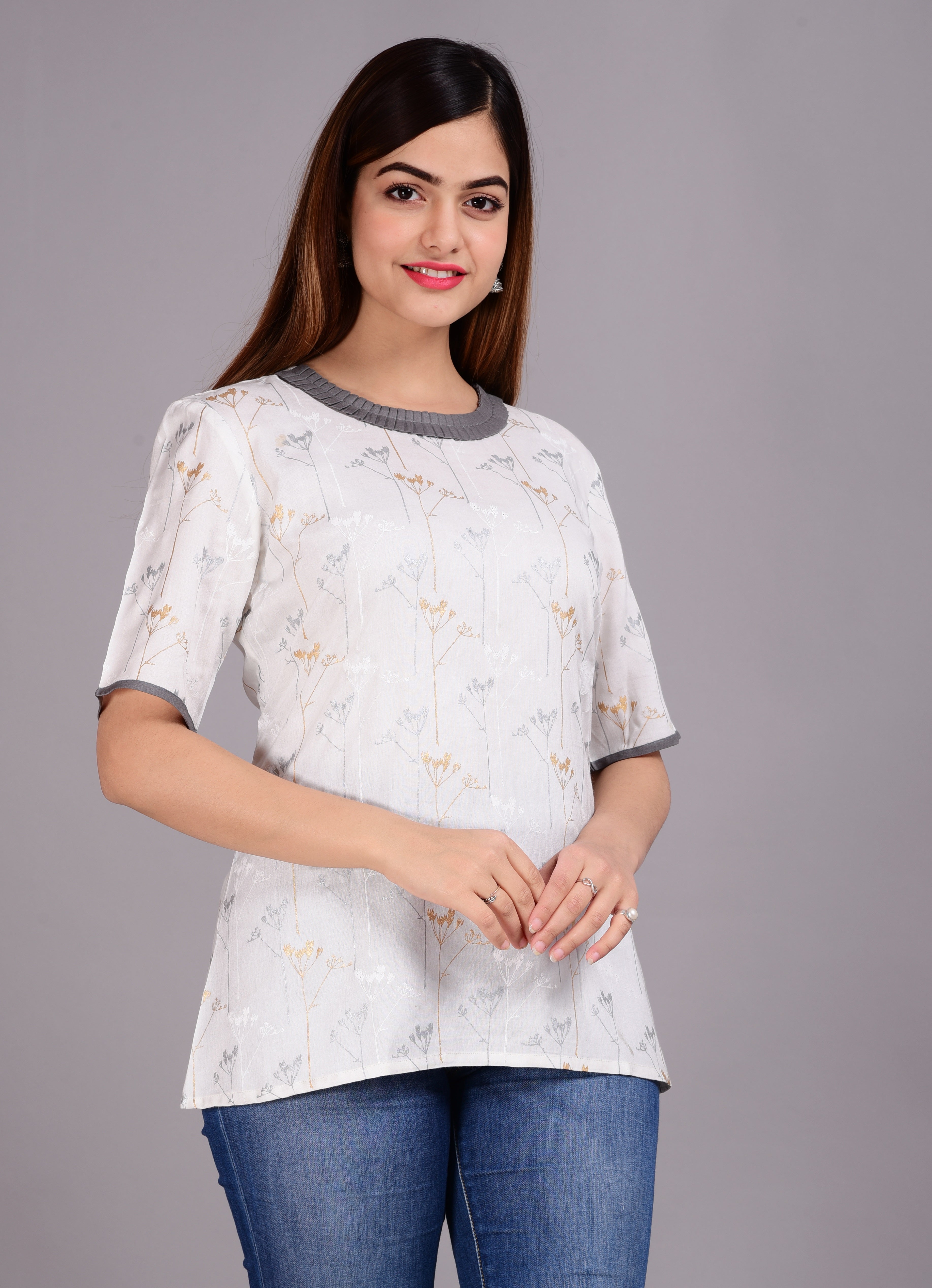 Women’s White Floral Printed Casual Top