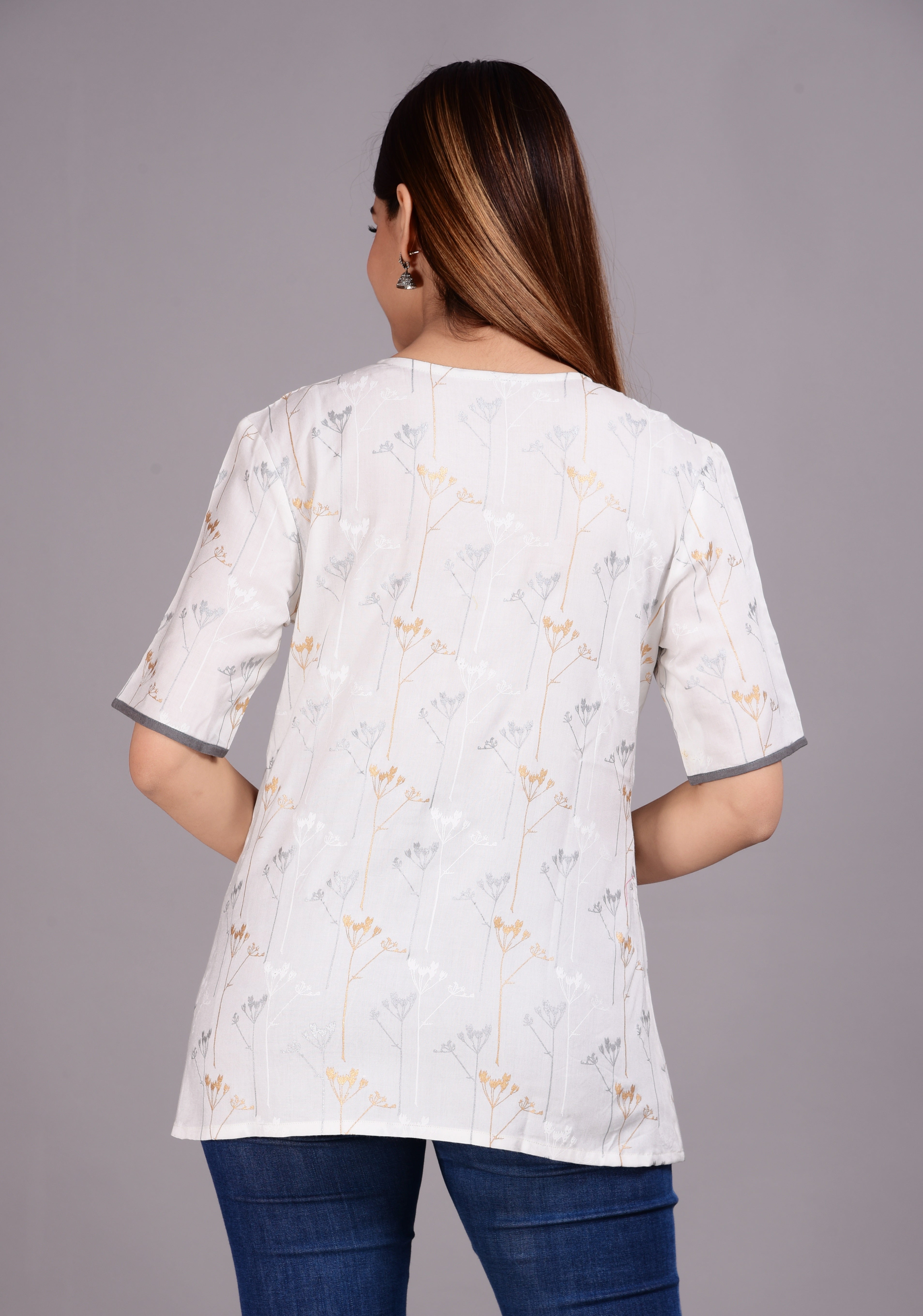 Women’s White Floral Printed Casual Top