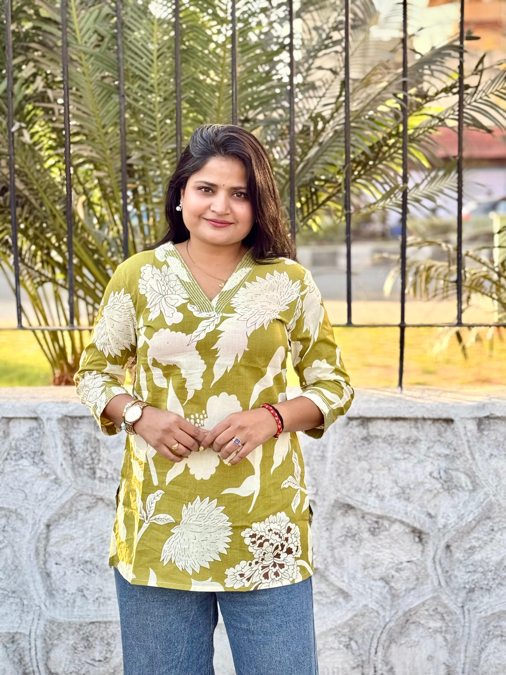 Women's Olive Green & White Bold Floral Print Cotton Tunic