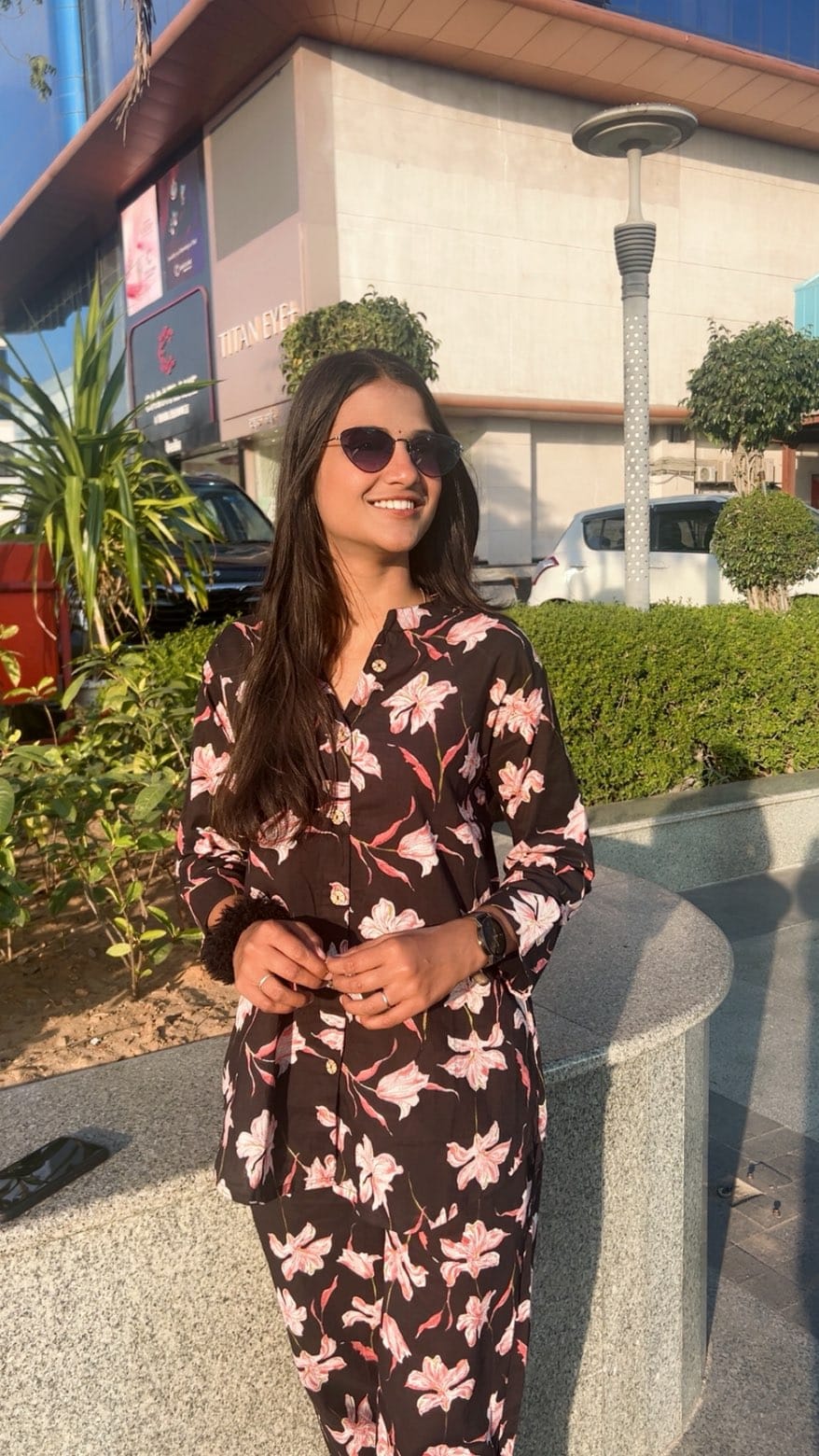 Black Floral Printed Women’s Cotton Kurta & Pant Set